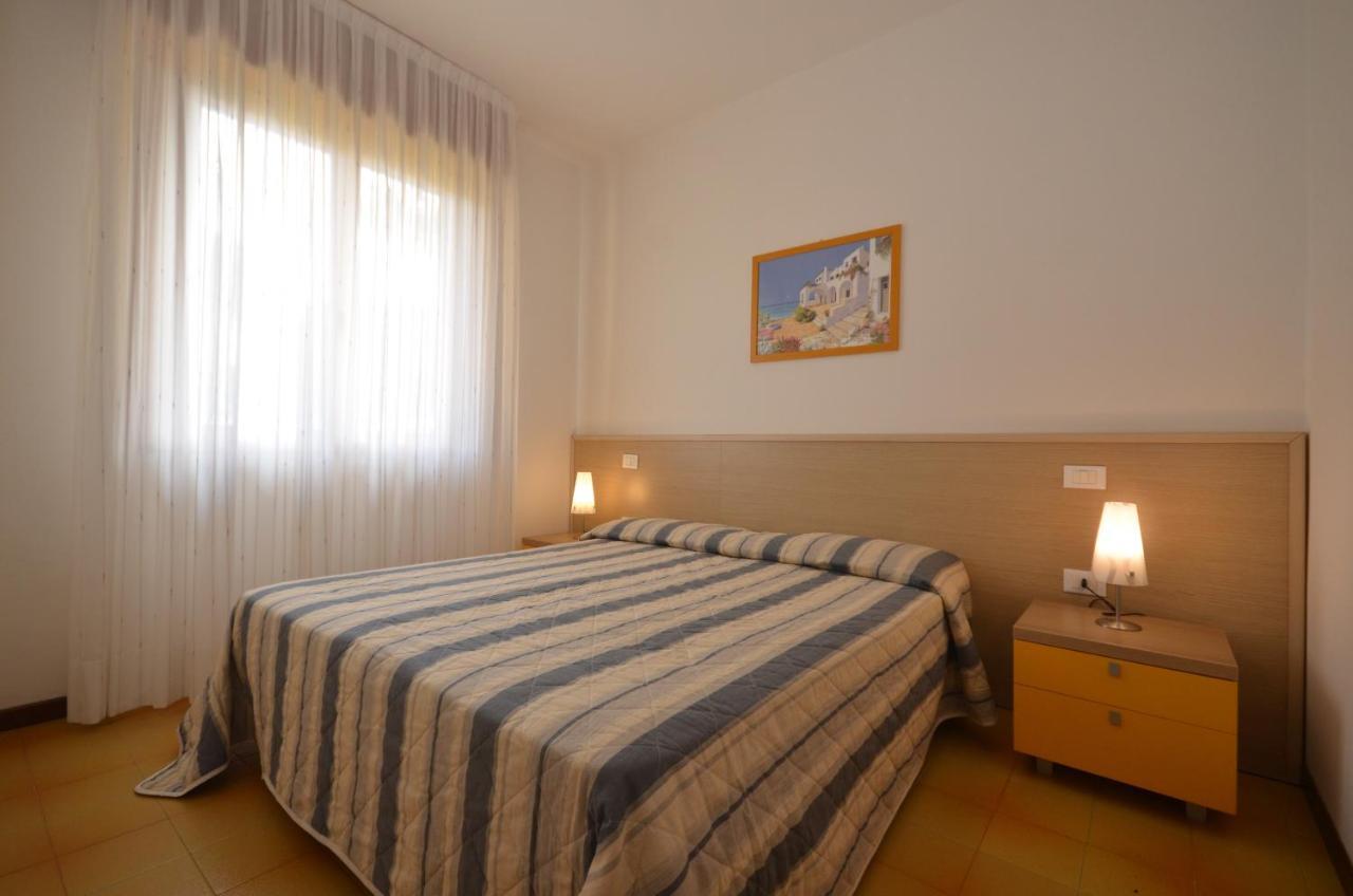 Azzurro B2-5 *